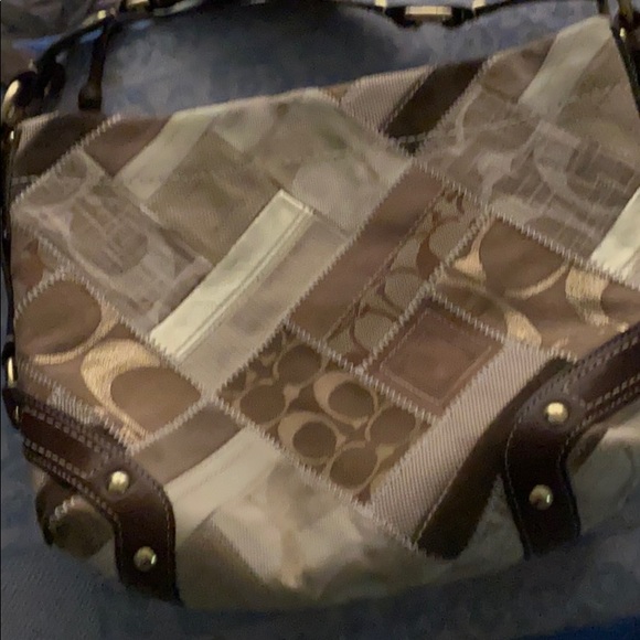 Purses - Picture 4 of 5